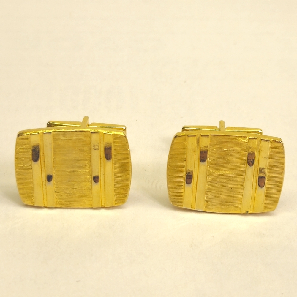 Vintage Goldtone Cuff Links
